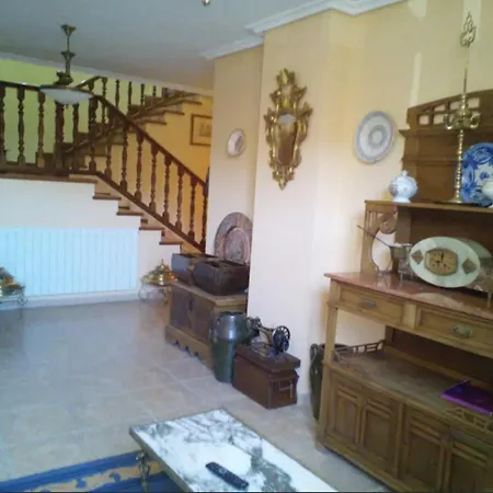Casa Rural Plaza Vieja Holiday home Saldana